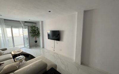 Reformas de salas con chimenea en Estepona: calidez para todo el año